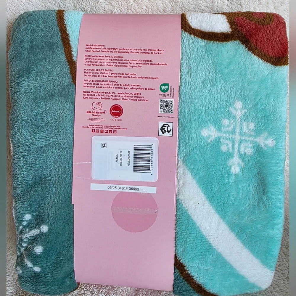 Sanrio Hello Kitty Holiday Christmas Snowglobe Silky Soft Throw Blanket 40 x 50